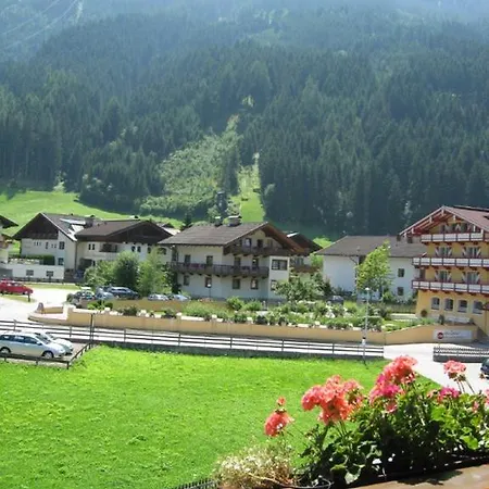 Haus Bergfriede Pensjonat Mayrhofen