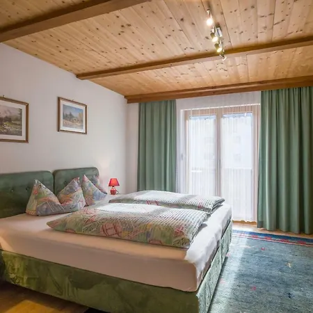 Haus Bergfriede Vendégház Mayrhofen